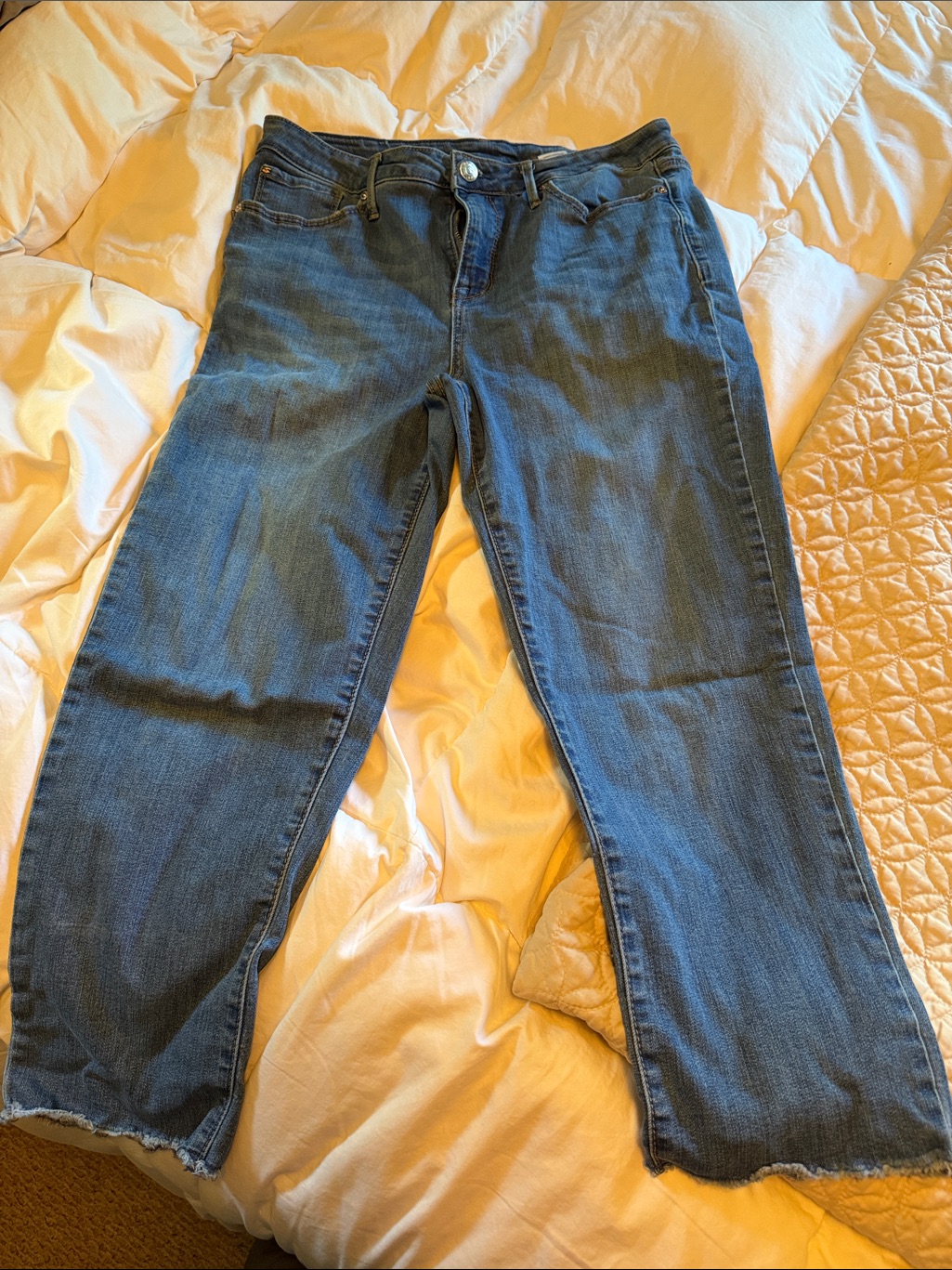 Seven7 Dark Blue Cropped Ankle Jeans